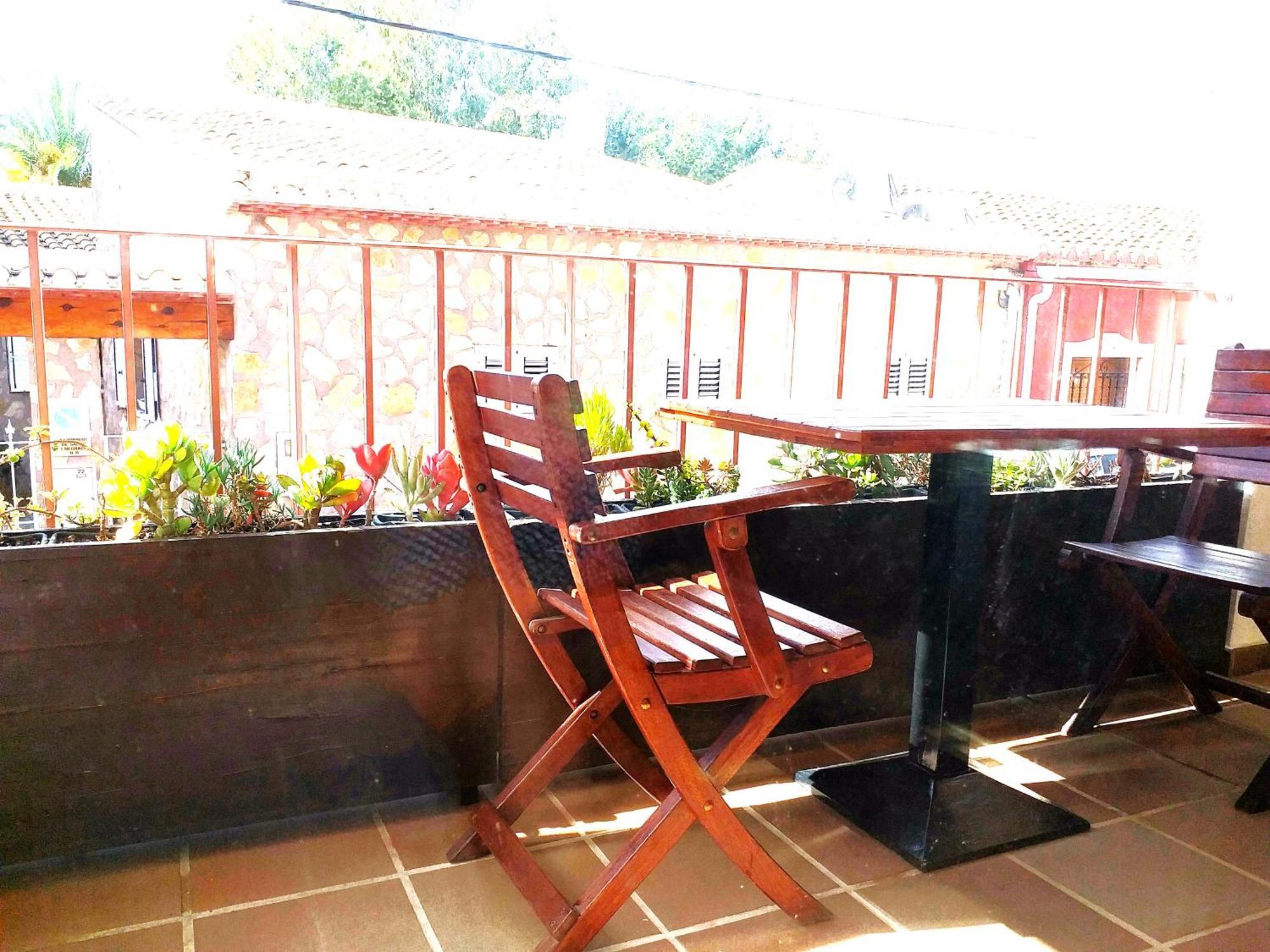Montesol Apartment *